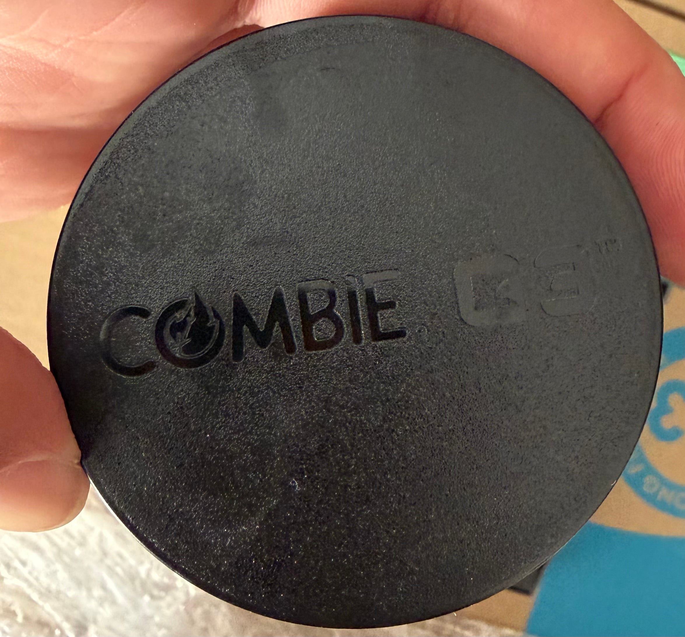COMBIE G3 Grinder גריינדר דו־חלקי 2.7 אינץ’ עם סגירה מגנטית